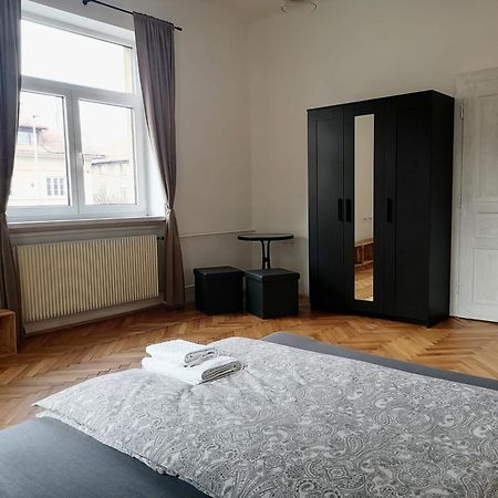 Pirc Apartment On Dunajska Street Ljubljana Exterior photo